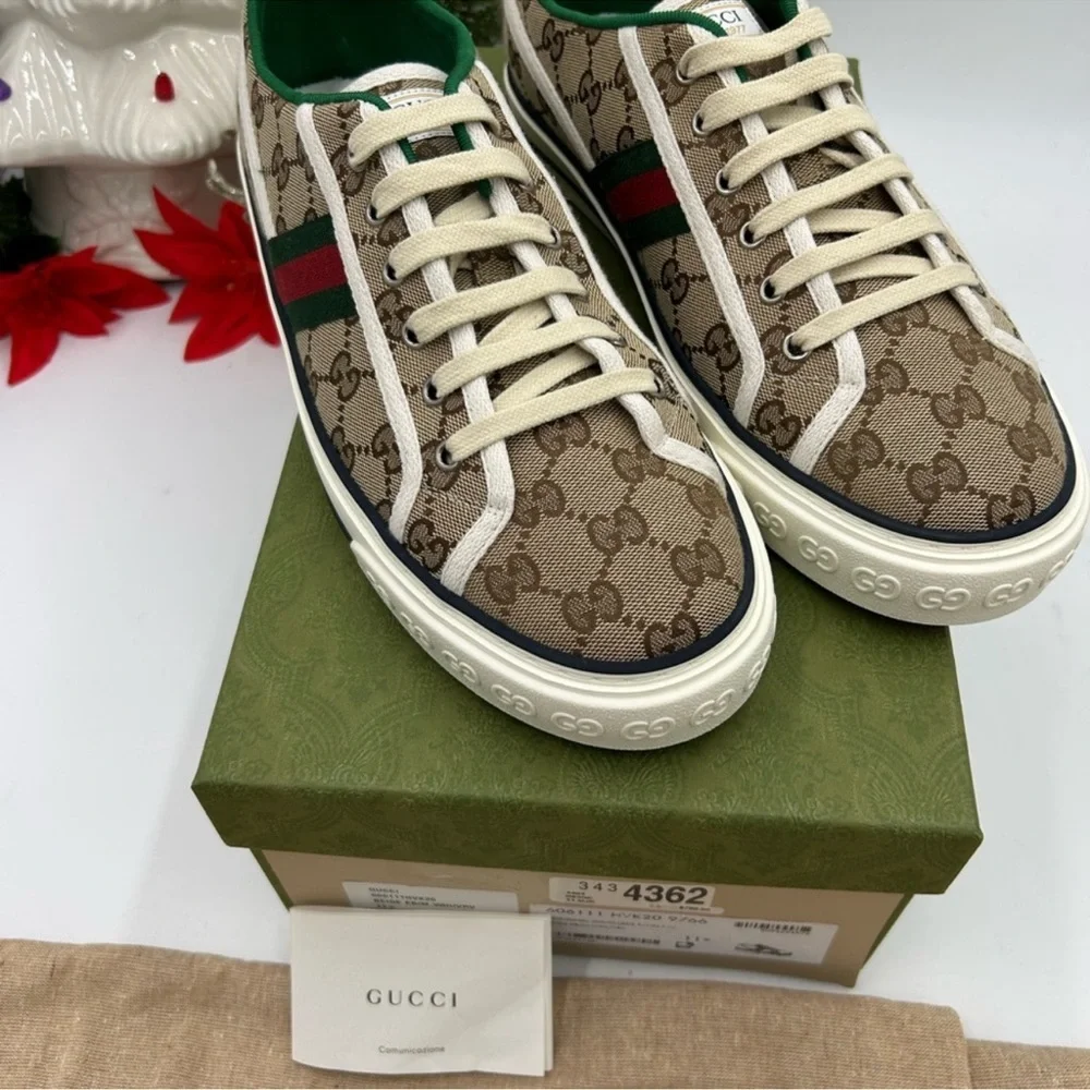 Gucci tennis 1977 low top GG canvas sneakers size 11.5 fits 12 US. Made in Italy